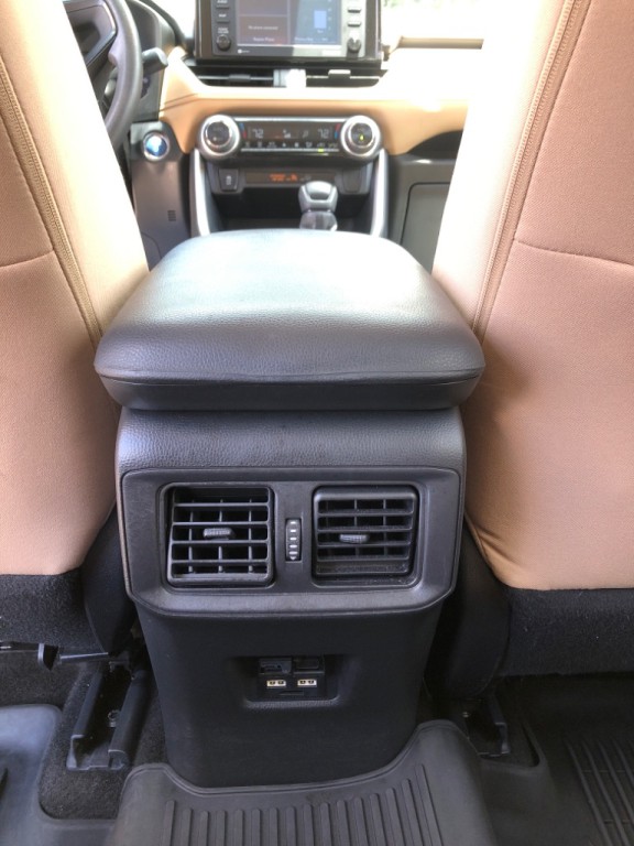 2021 Toyota Rav4 Image 11