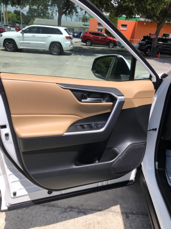 2021 Toyota Rav4 Image 15