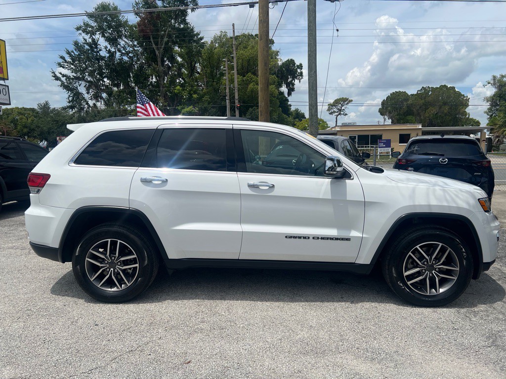 2021 Jeep Grand Cherokee Image 12