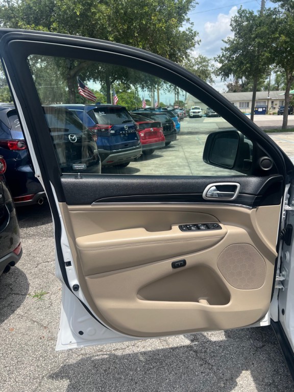 2021 Jeep Grand Cherokee Image 24