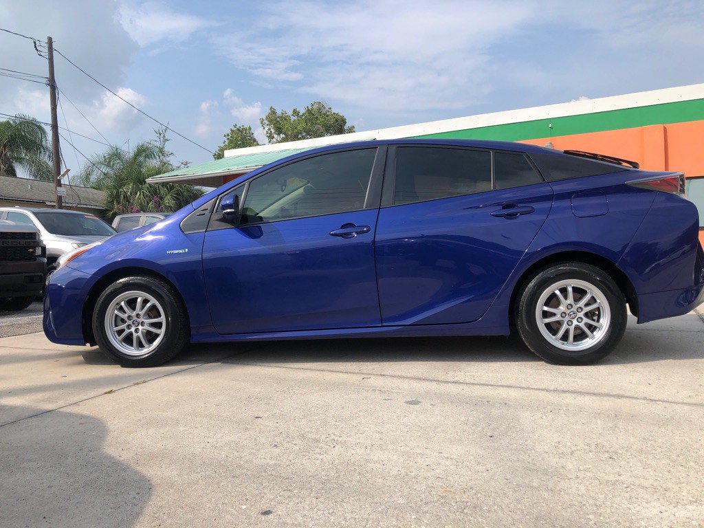 2016 Toyota Prius Image 4