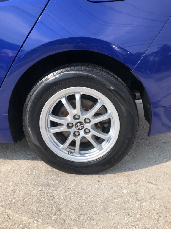 2016 Toyota Prius Image 5