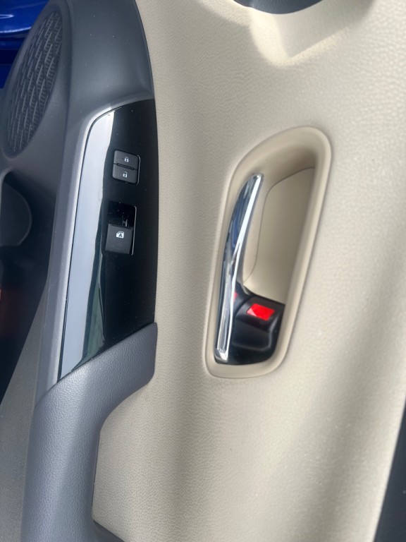 2016 Toyota Prius Image 39