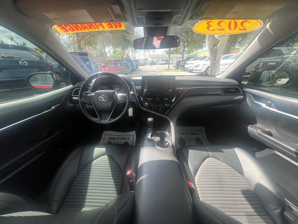 2023 Toyota Camry Image 17