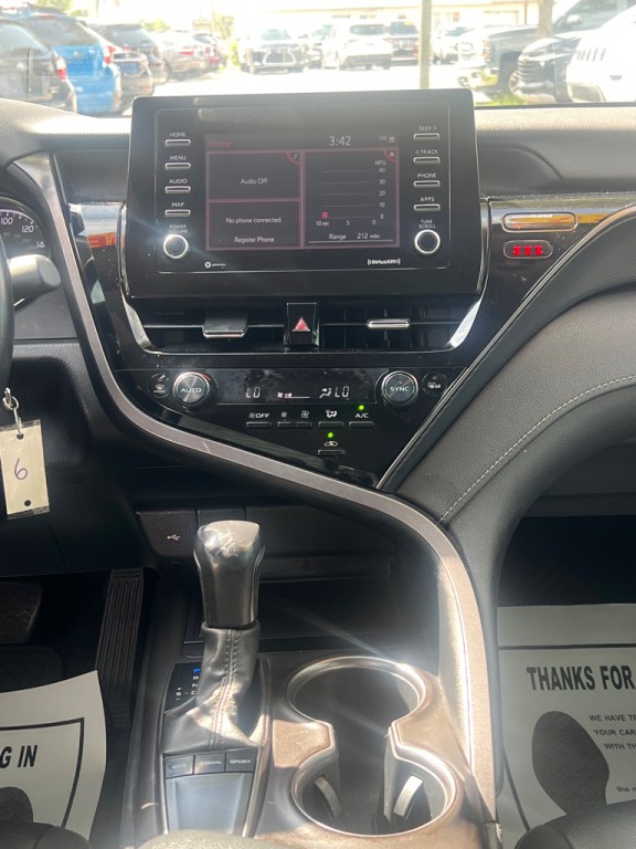 2023 Toyota Camry Image 19