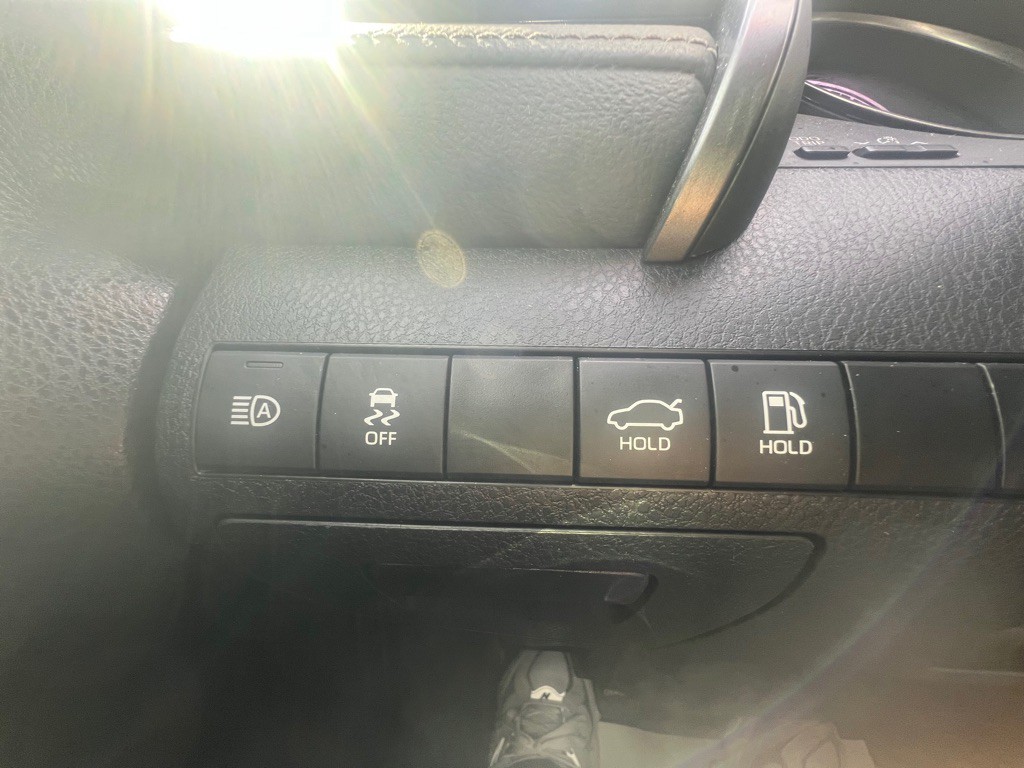 2023 Toyota Camry Image 27