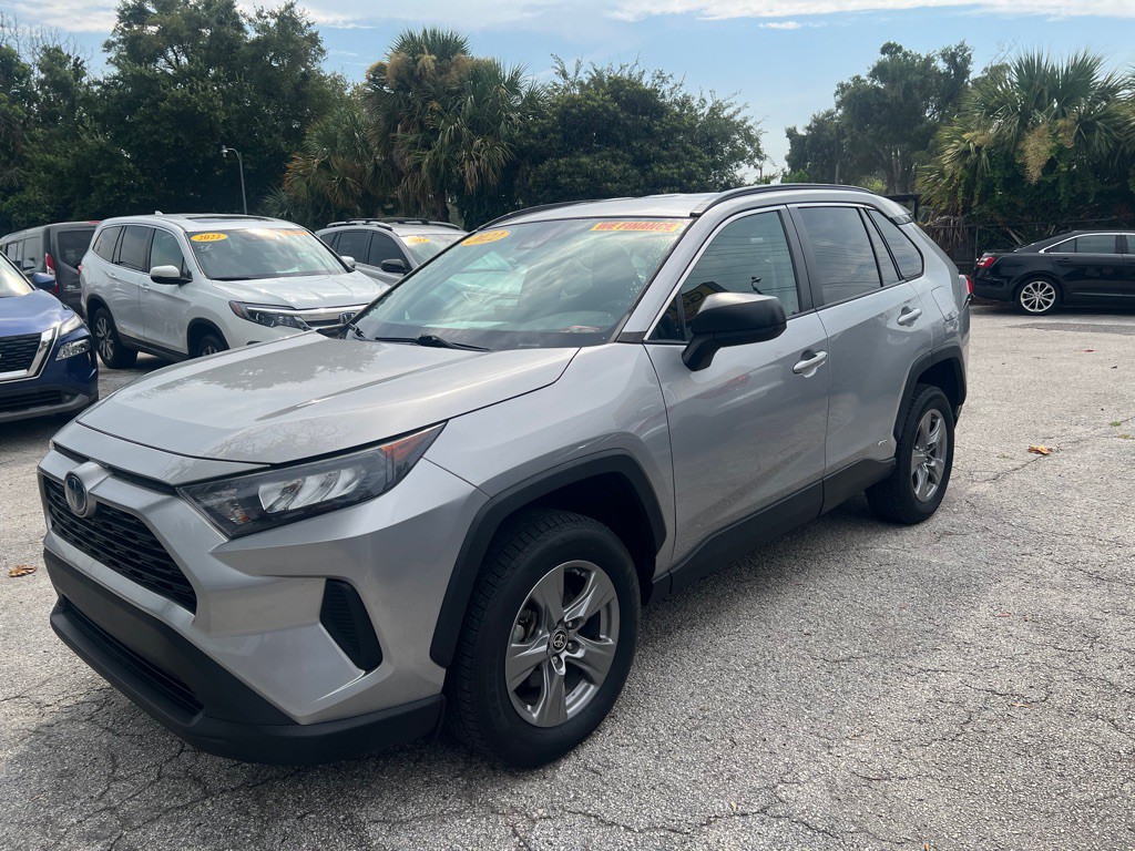 2022 Toyota Rav4 Image 3