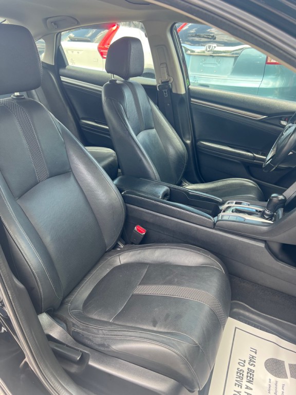 2019 Honda Civic Image 13
