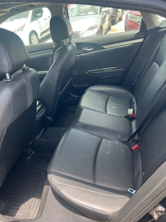 2019 Honda Civic Image 17
