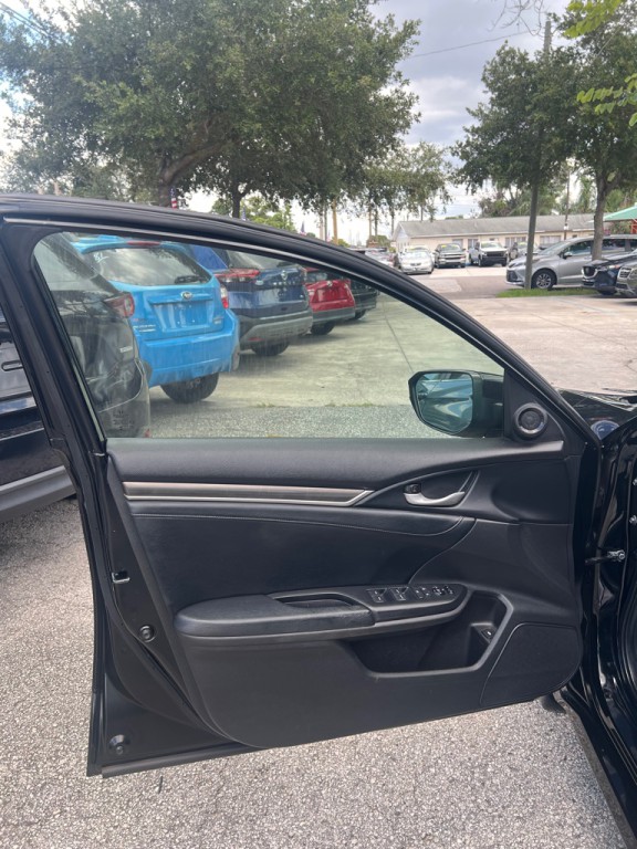 2019 Honda Civic Image 22