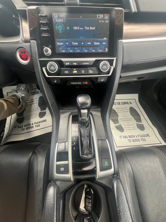 2019 Honda Civic Image 30