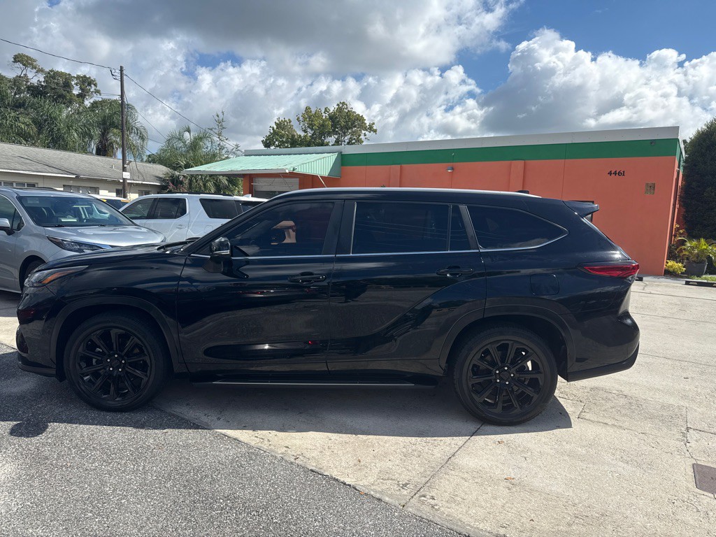 2023 Toyota Highlander Image 21