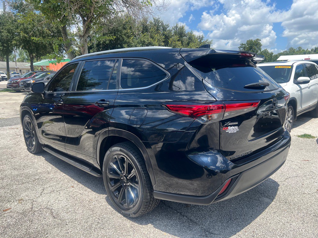 2023 Toyota Highlander Image 34