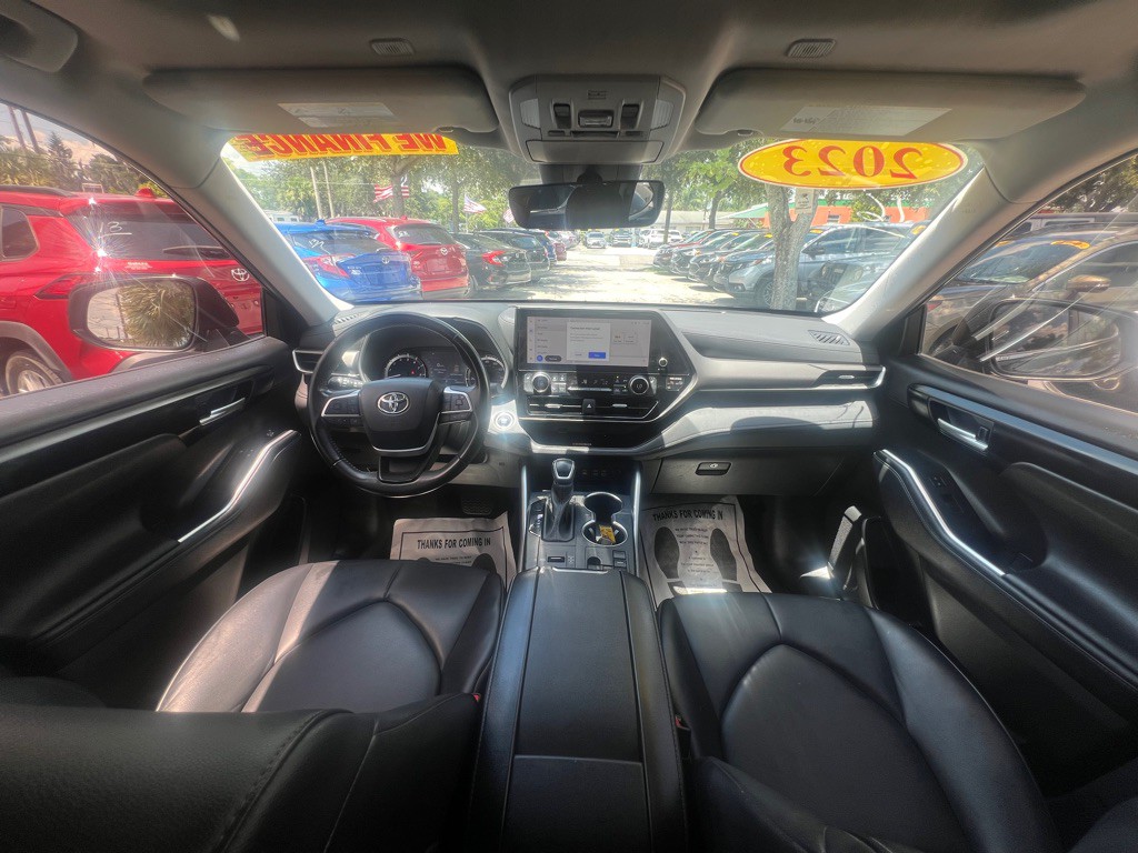 2023 Toyota Highlander Image 58