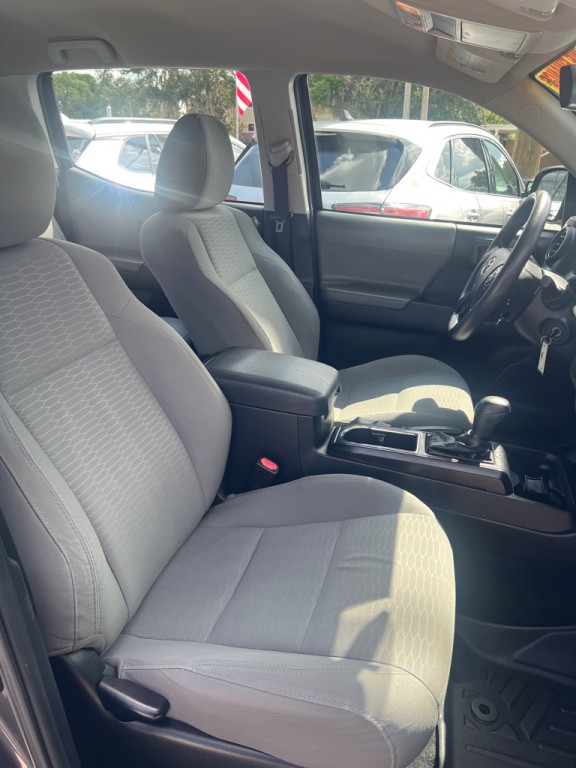 2018 Toyota Tacoma Image 13