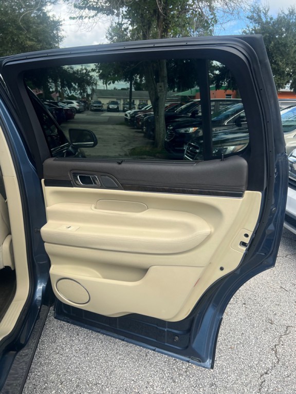 2018 Lincoln MKT Image 20