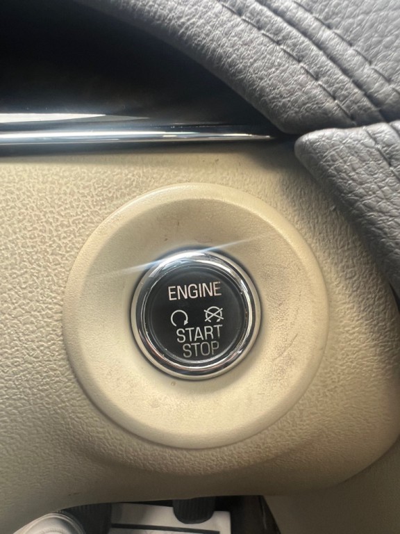 2018 Lincoln MKT Image 38
