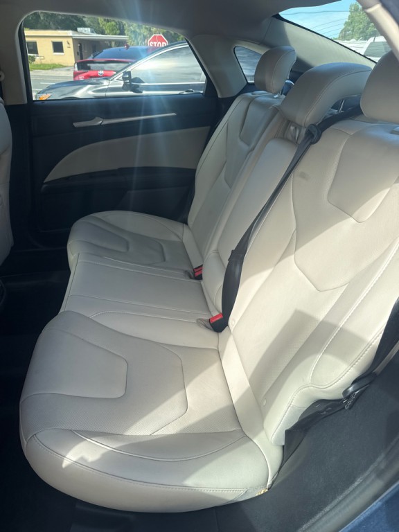 2018 Ford Fusion Image 21