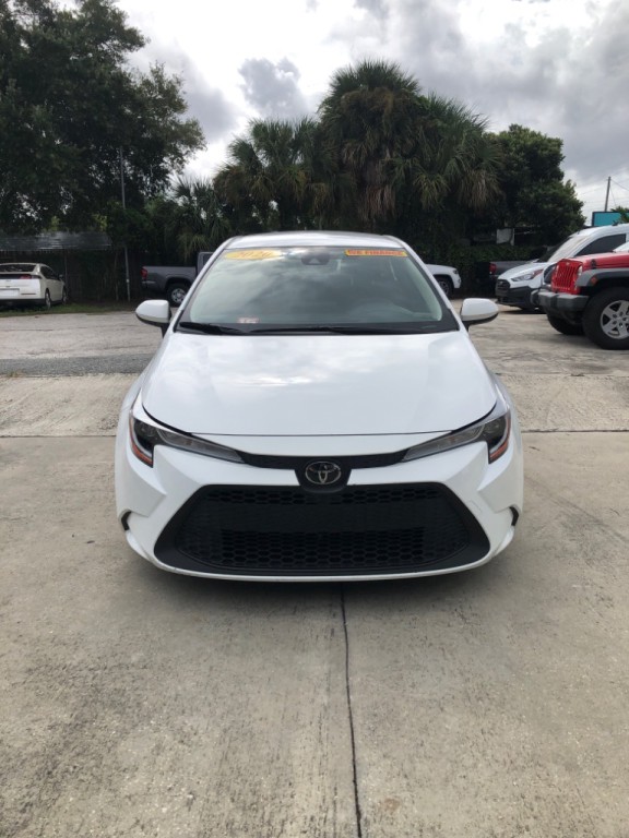 2020 Toyota Corolla Image 1