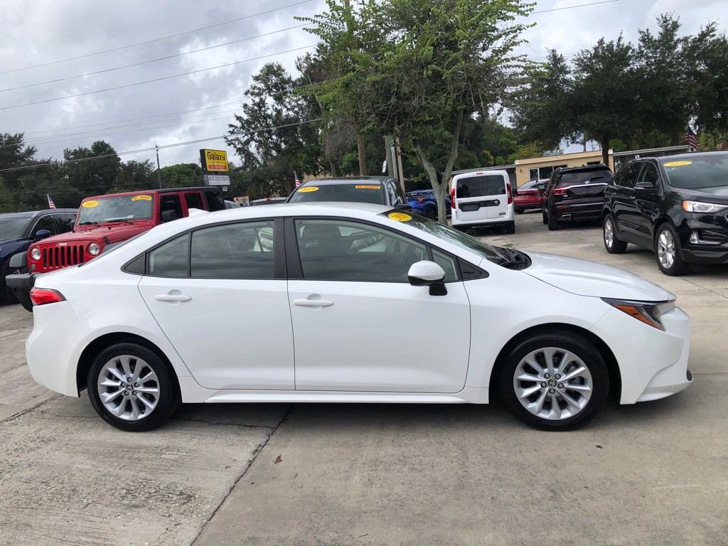 2020 Toyota Corolla Image 2