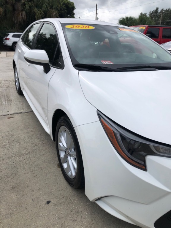 2020 Toyota Corolla Image 16