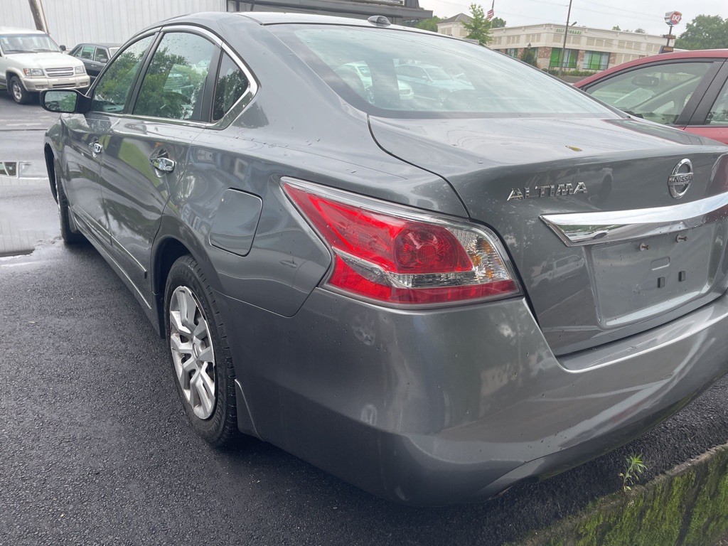 2015 Nissan Altima Image 5
