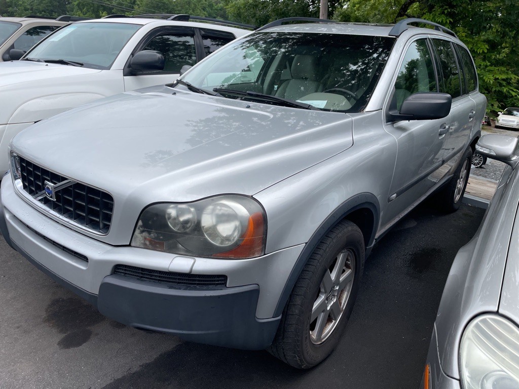 2005 Volvo XC90 Image 2