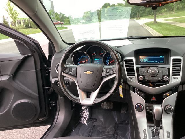 2013 Chevrolet Cruze Image 16