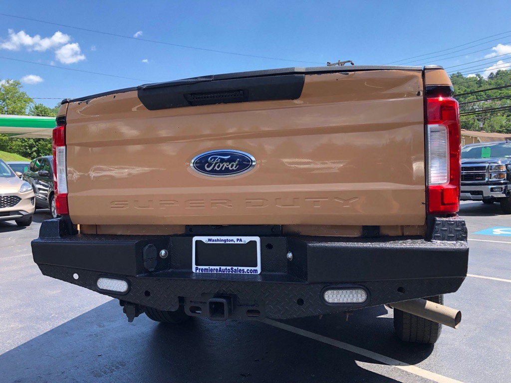 2017 Ford F-250 Image 4