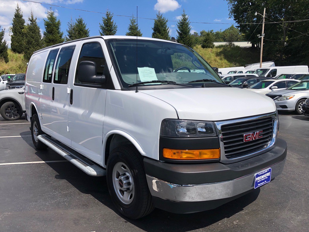 2023 GMC Savana Image 7