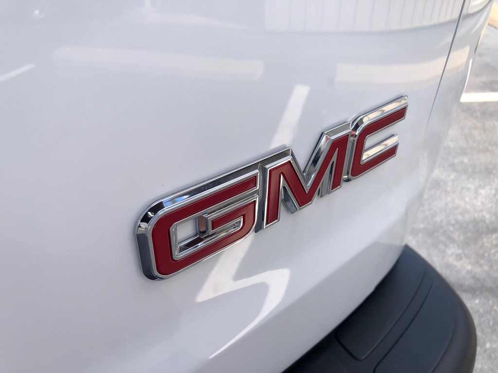 2023 GMC Savana Image 16