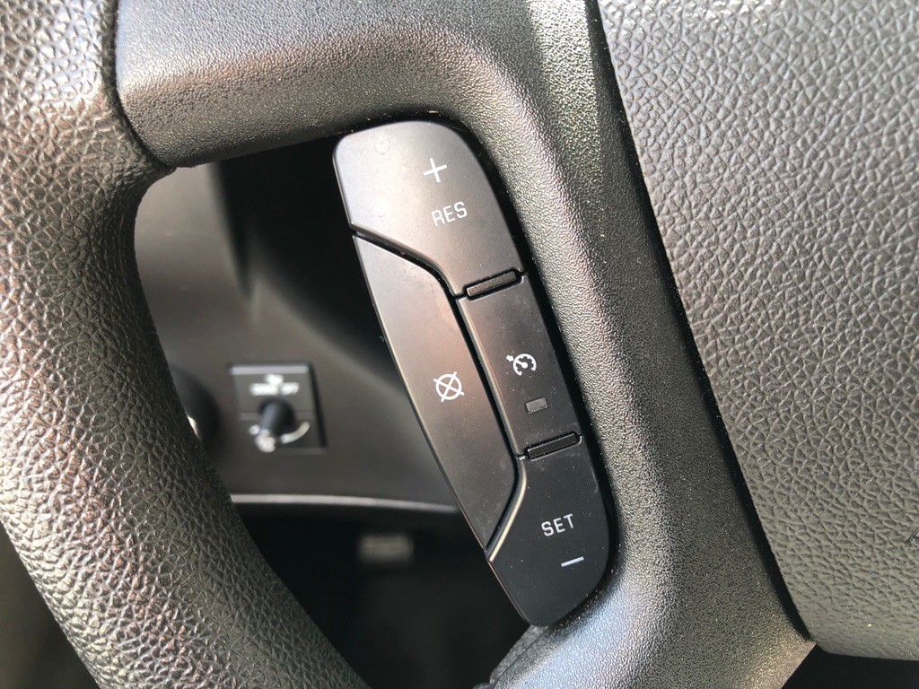 2023 GMC Savana Image 33
