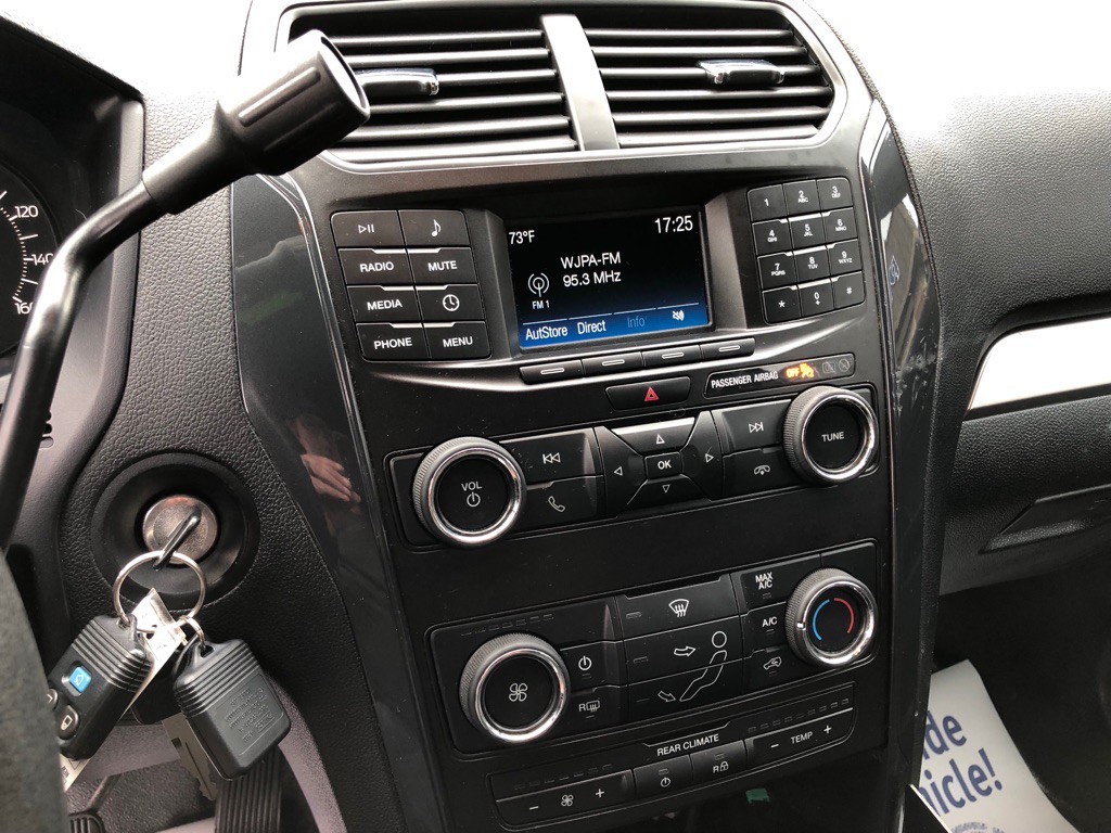 2019 Ford Explorer Image 24
