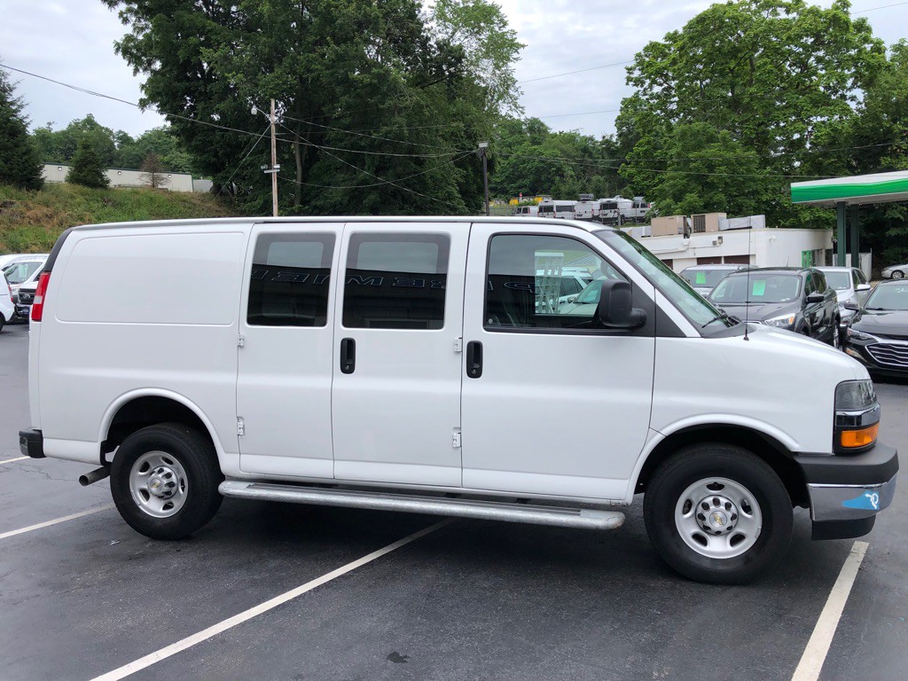 2023 Chevrolet Express Image 6
