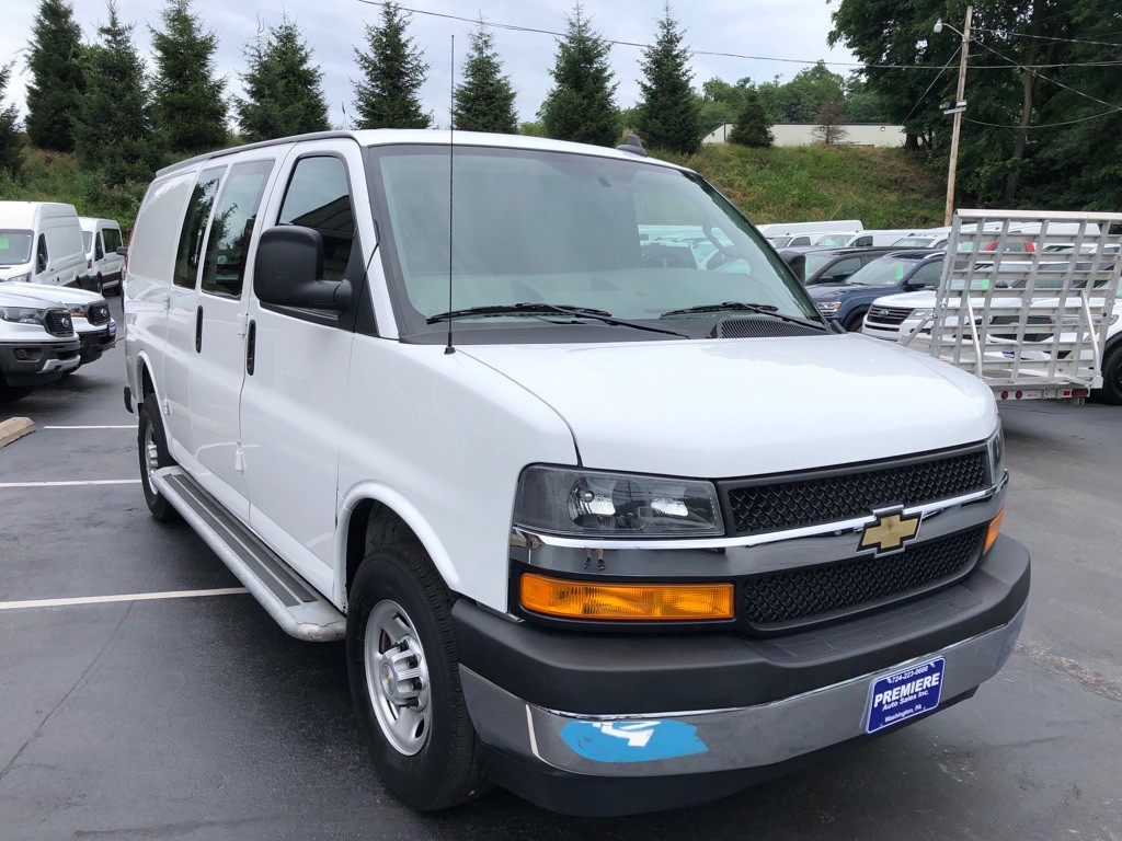 2023 Chevrolet Express Image 7