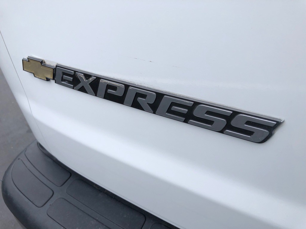 2023 Chevrolet Express Image 14