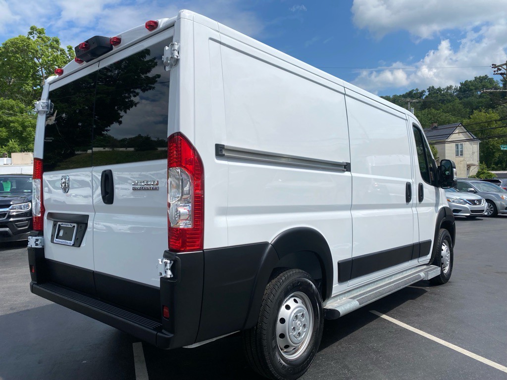 2023 RAM Promaster Image 5