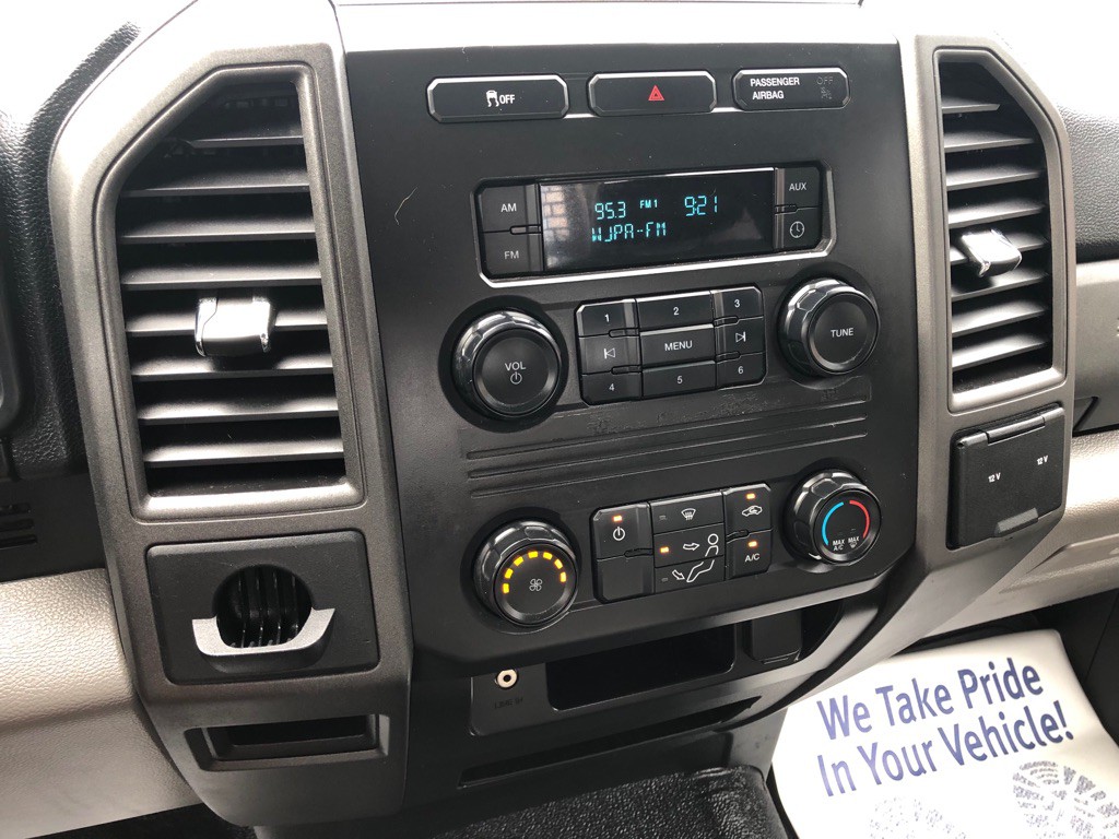 2017 Ford F-250 Image 25