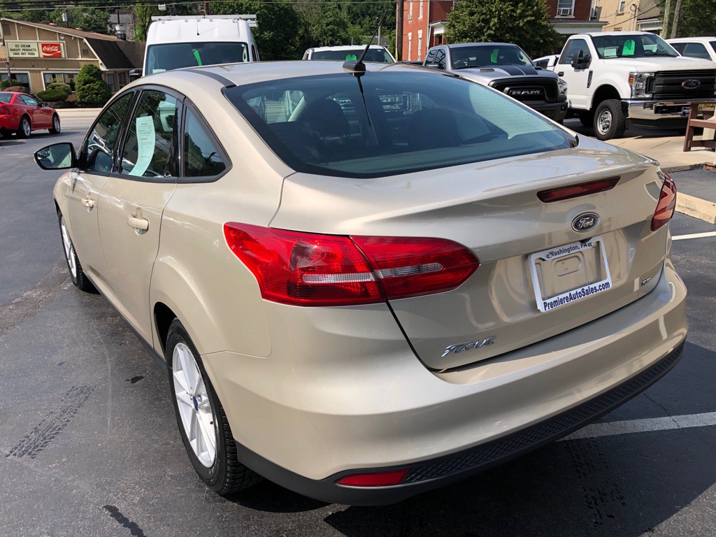 2017 Ford Focus Image 3