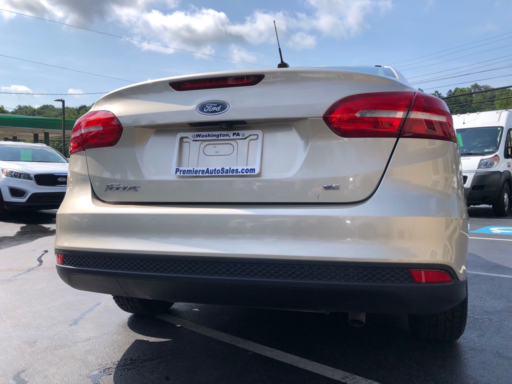 2017 Ford Focus Image 4