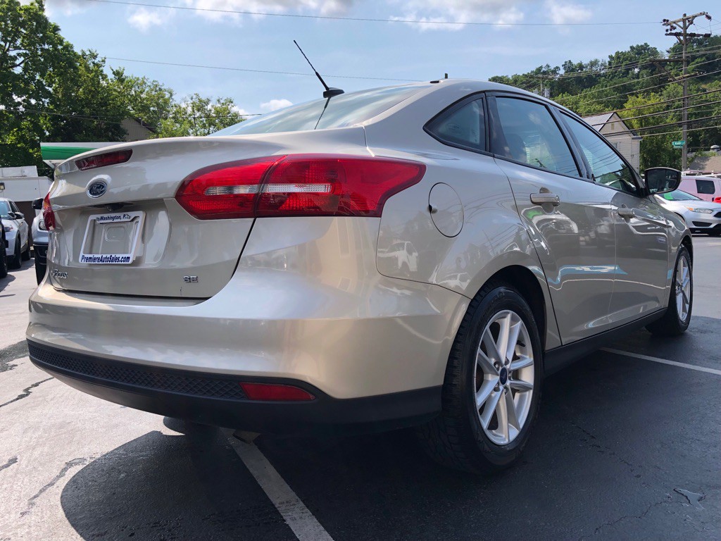 2017 Ford Focus Image 5