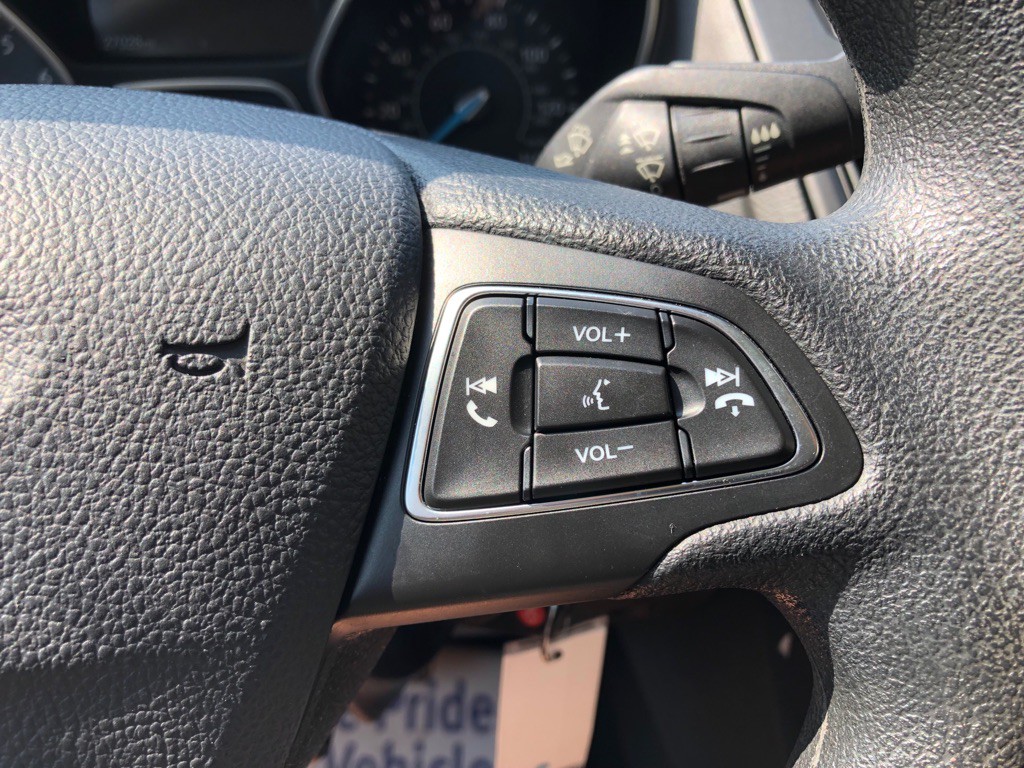2017 Ford Focus Image 28