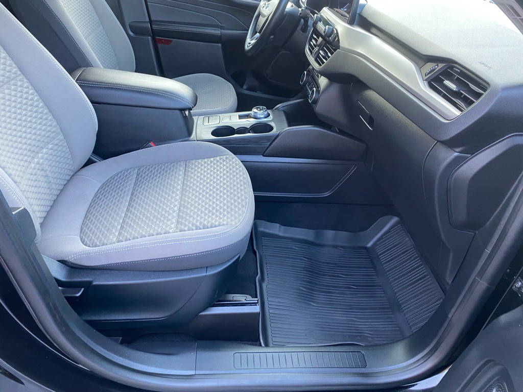 2021 Ford Escape Image 21