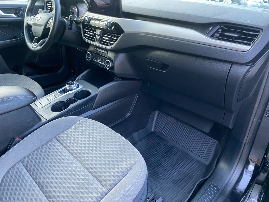 2021 Ford Escape Image 22