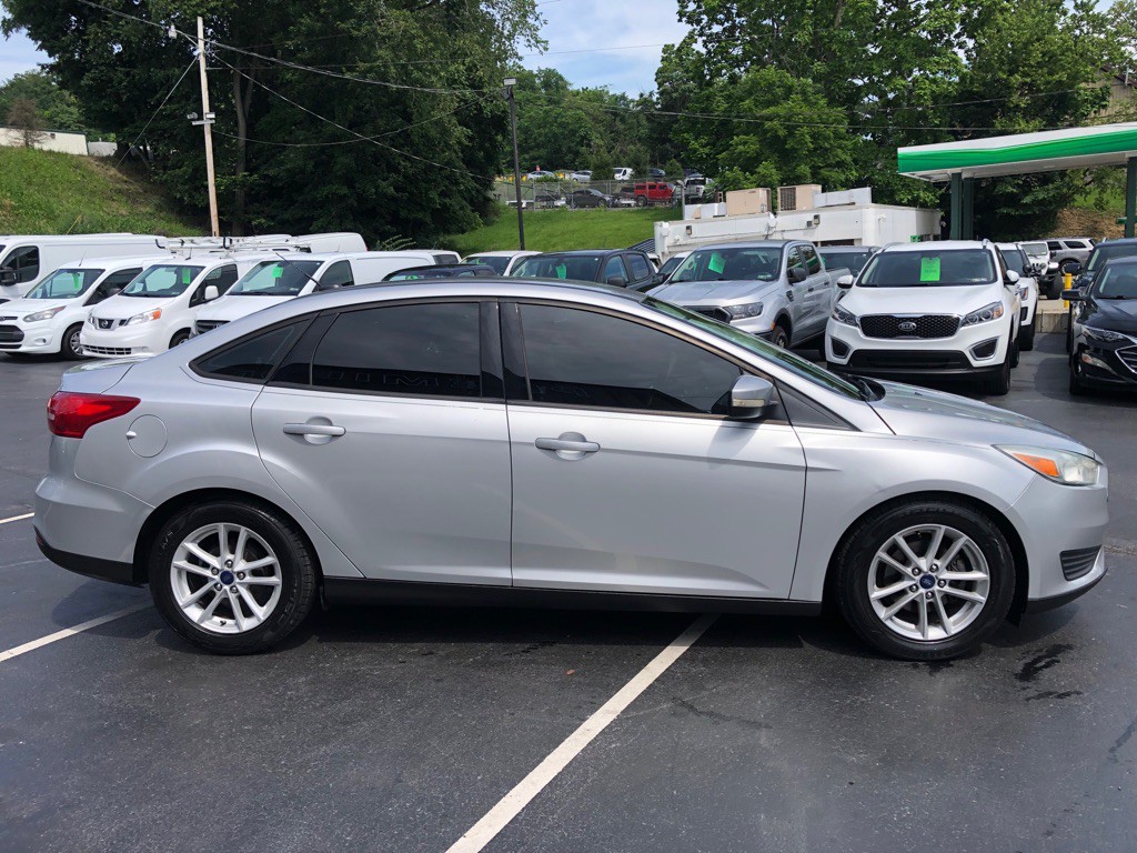 2015 Ford Focus Image 6