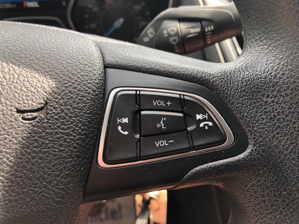 2015 Ford Focus Image 28