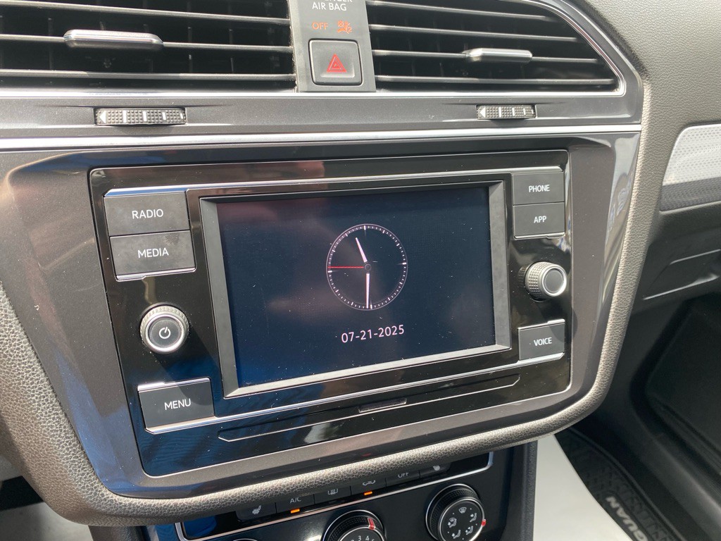 2023 Volkswagen Tiguan Image 27