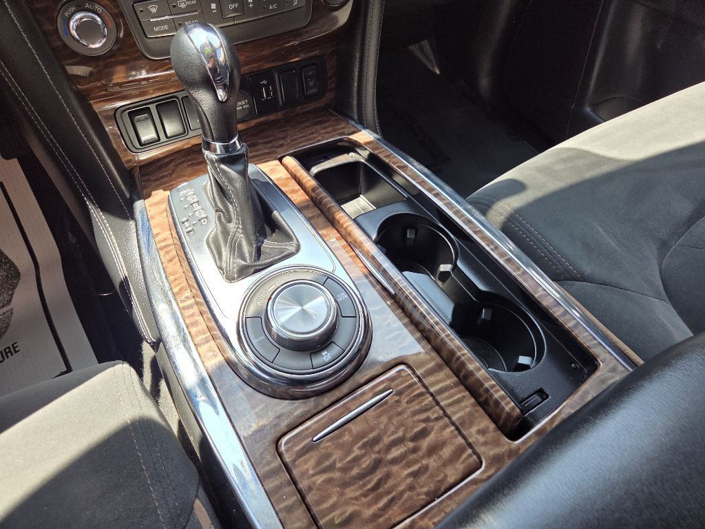 2020 Nissan Armada Image 30
