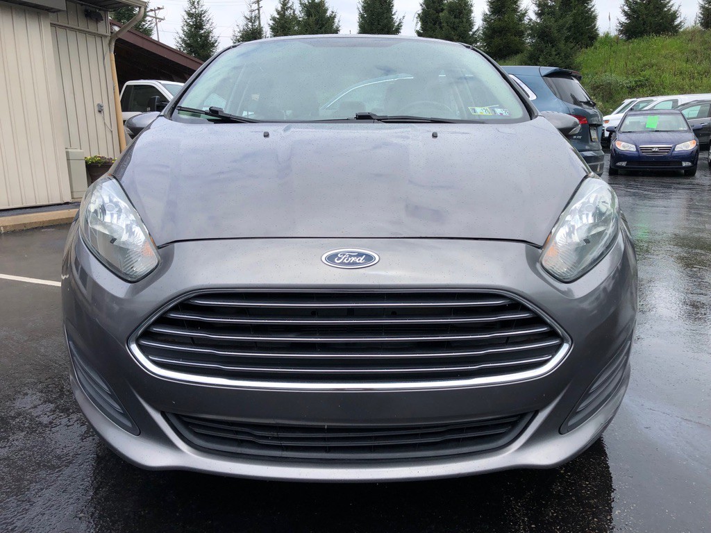 2014 Ford Fiesta Image 8
