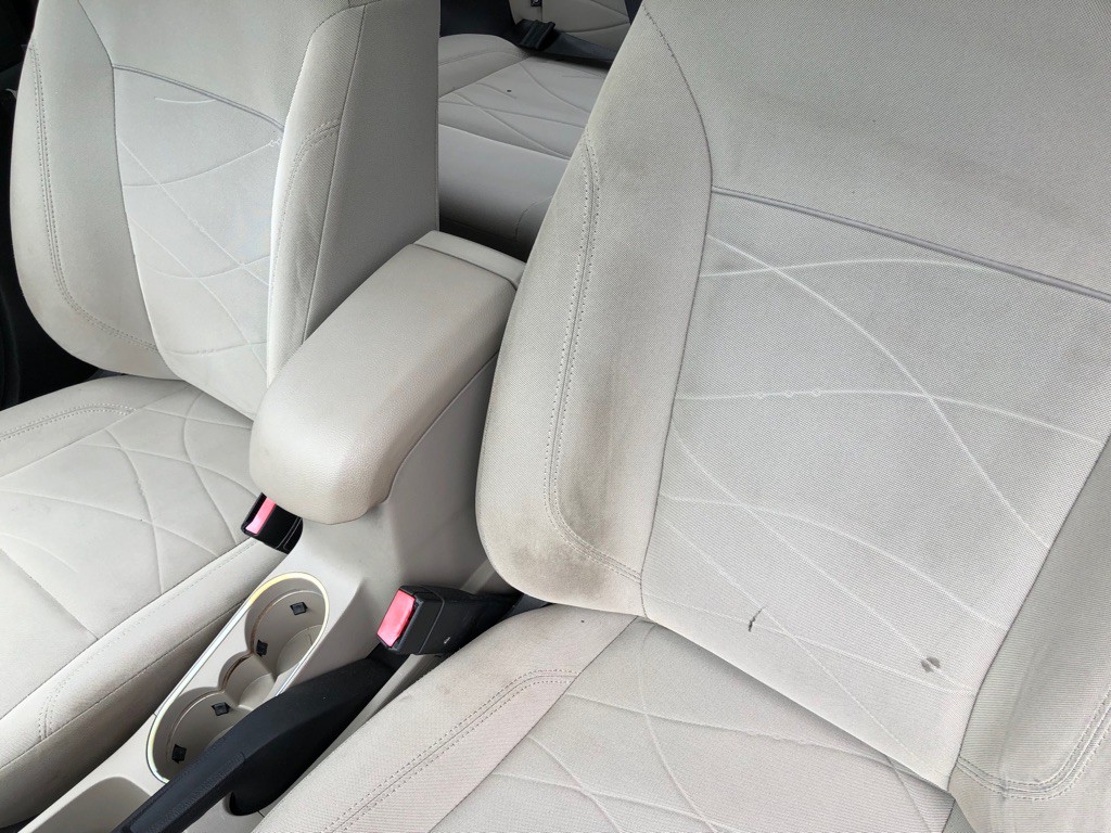 2014 Ford Fiesta Image 18